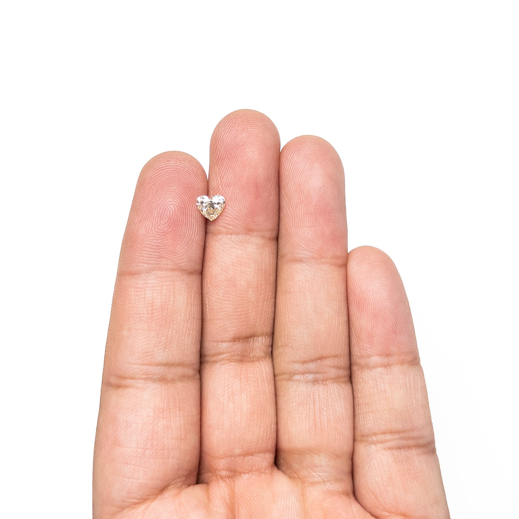 0.65ct 5.27x5.87x3.61mm VS2 U-V Heart Brilliant 🇨🇦 28000-01 - MTD