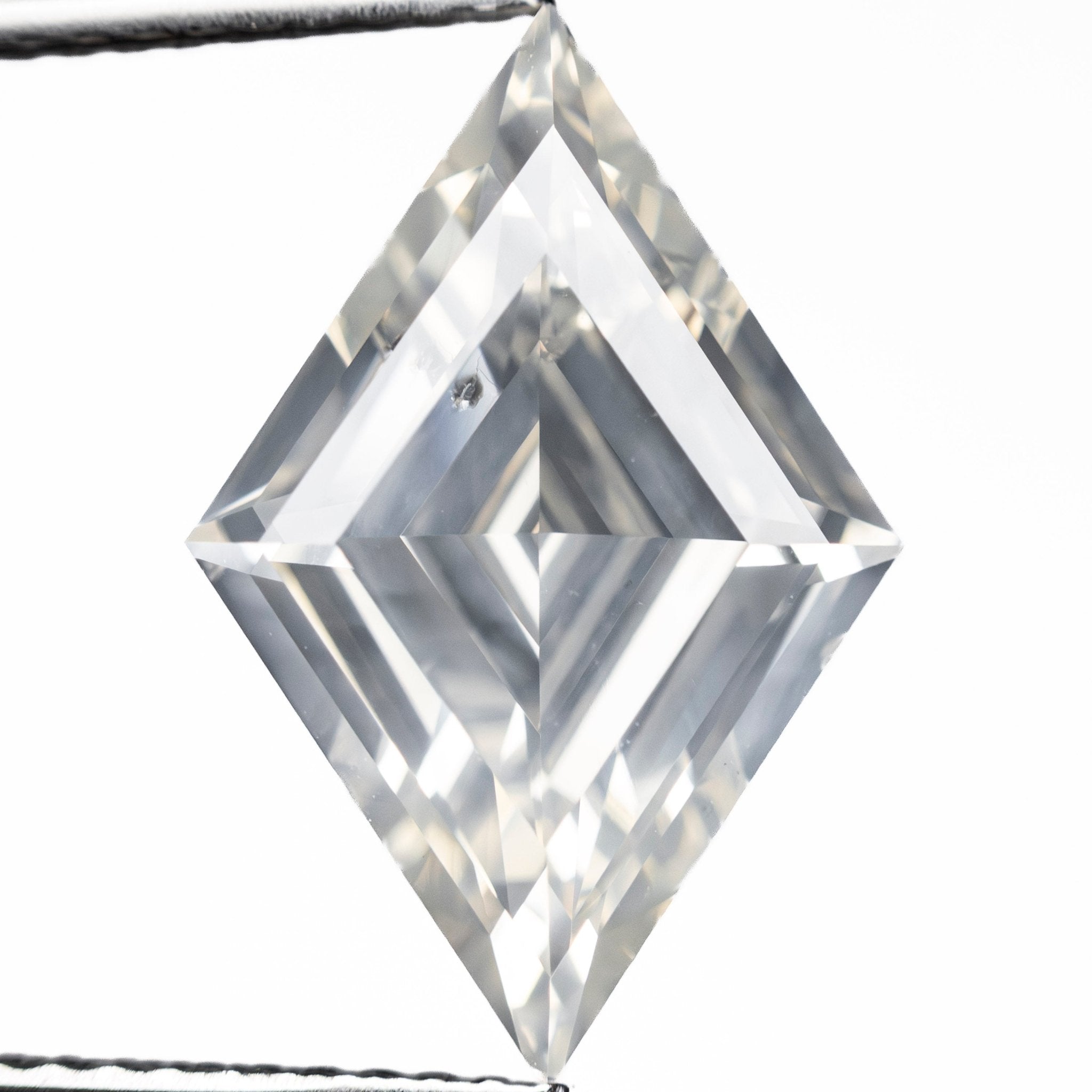 4.06ct 15.98x10.69x5.12mm GIA SI2 I Lozenge Step Cut 28010-01 - MTD