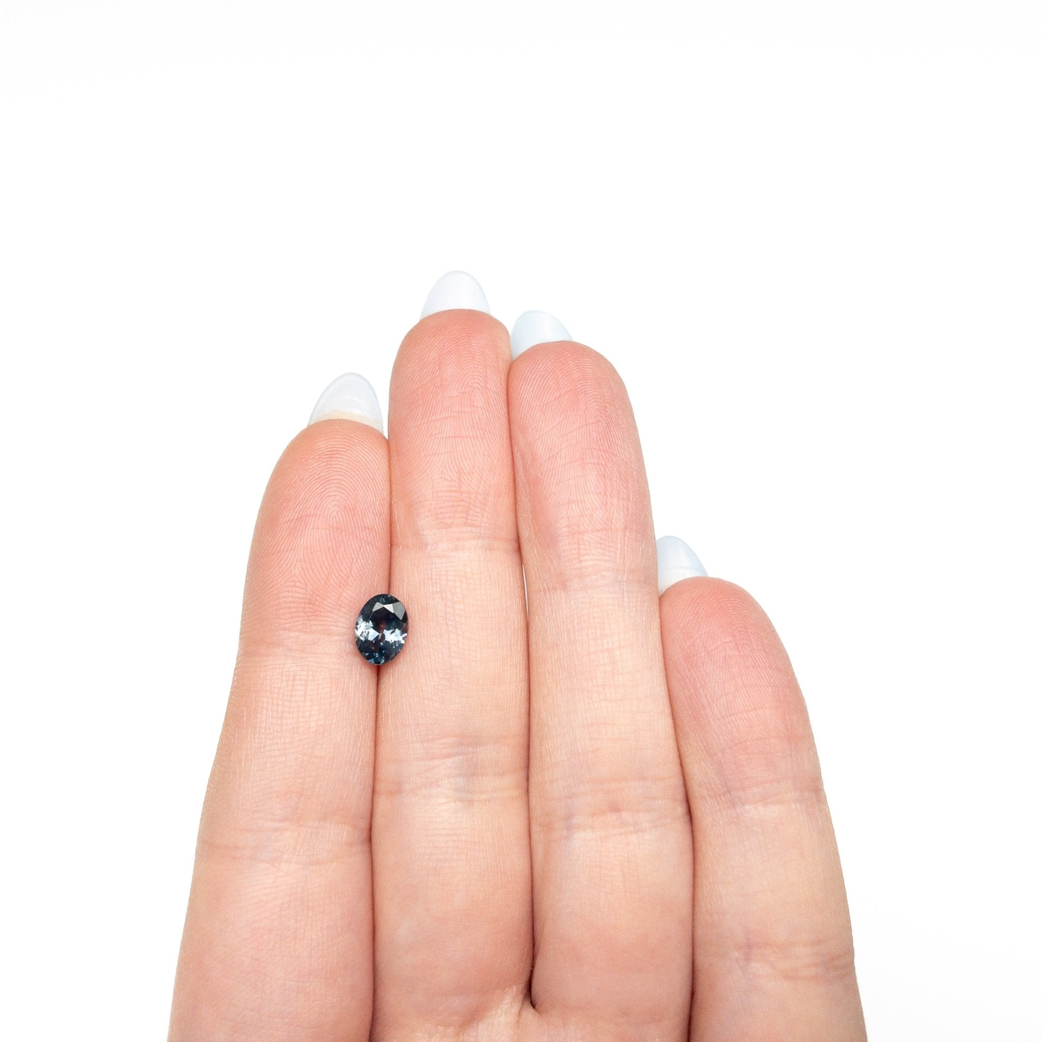 1.21ct 7.45x5.47x3.51mm Oval Brilliant Sapphire 28028-04 - MTD