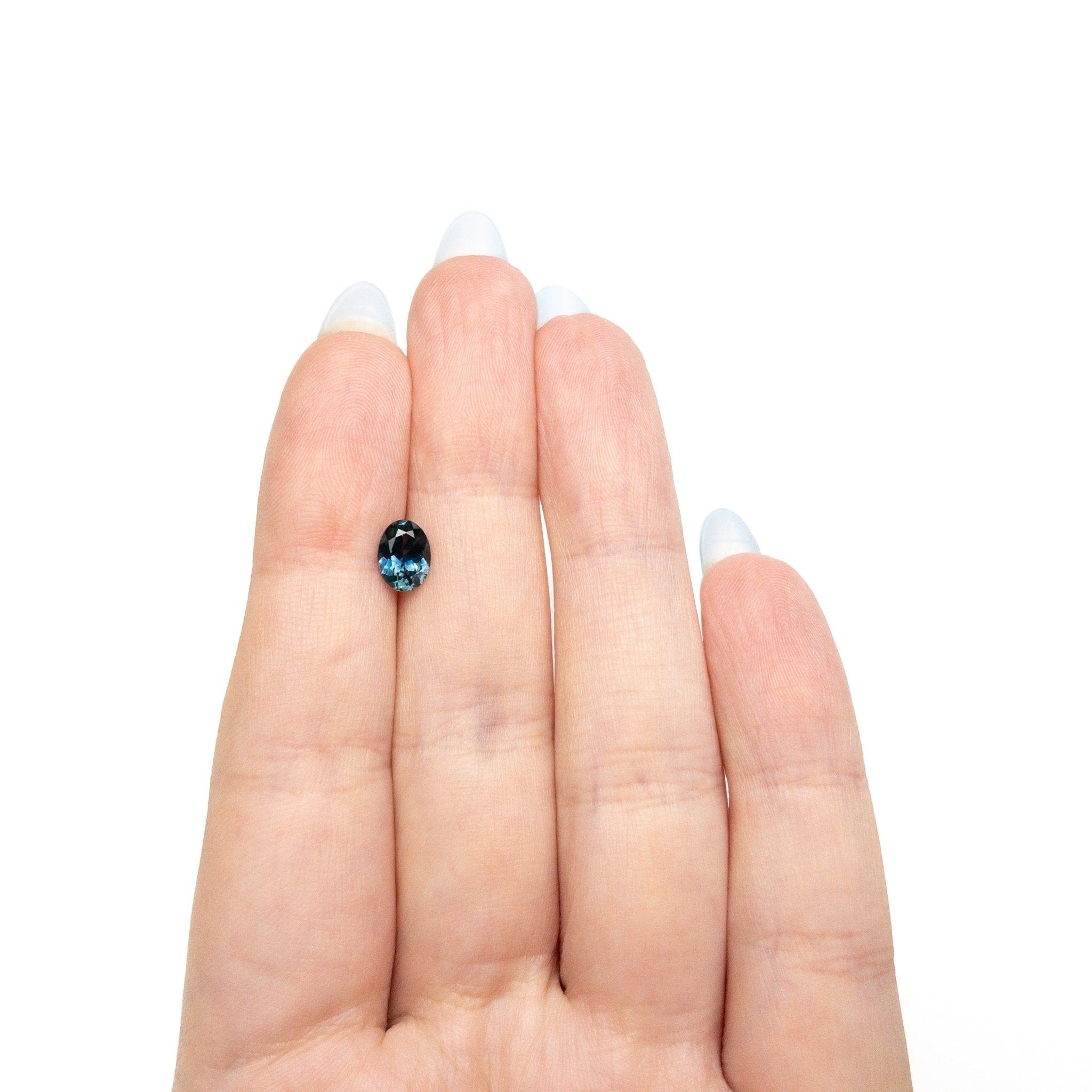 1.16ct 7.34x5.41x3.50mm Oval Brilliant Sapphire 28028-08 - MTD