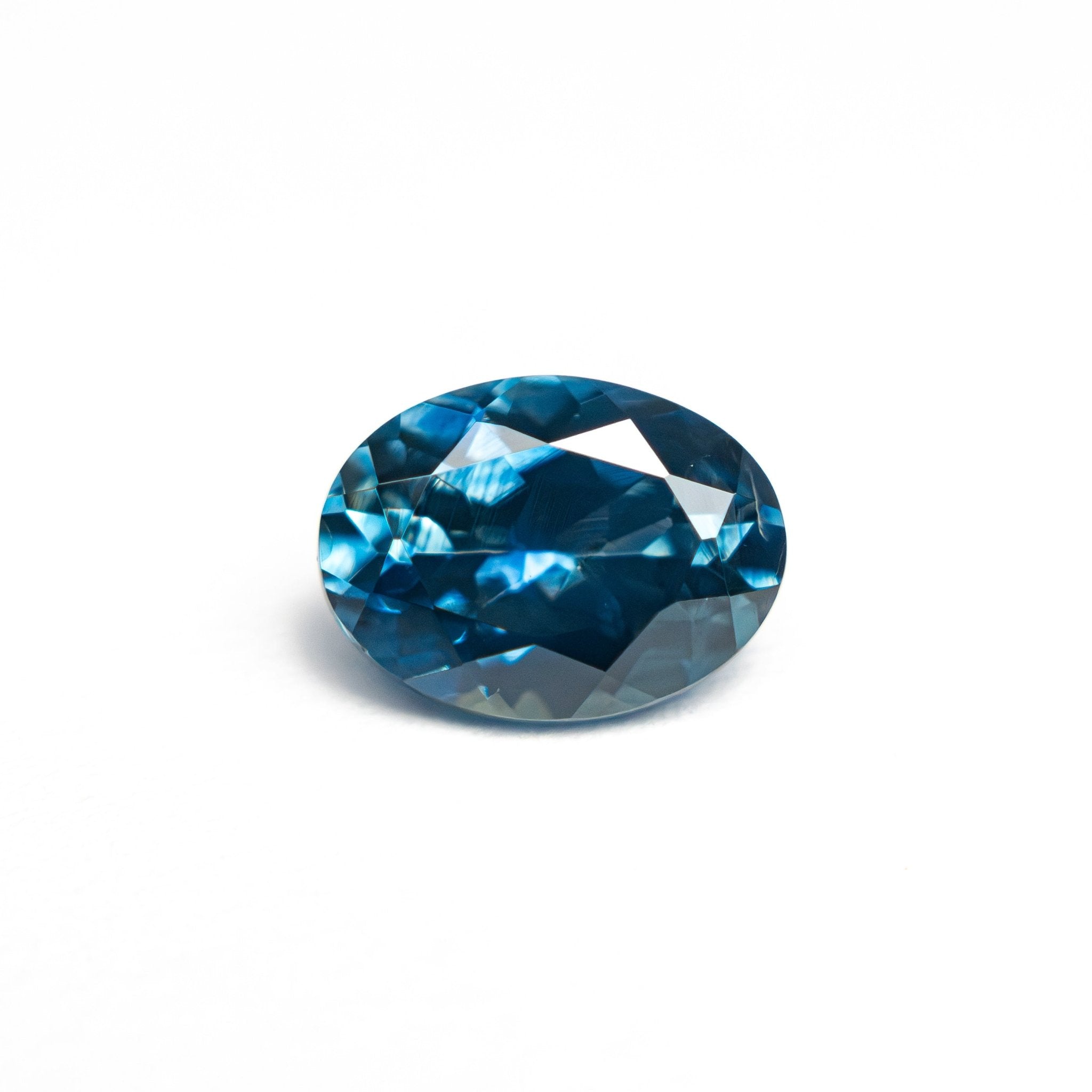 1.22ct 7.41x5.49x3.59mm Oval Brilliant Sapphire 28028-09 - MTD