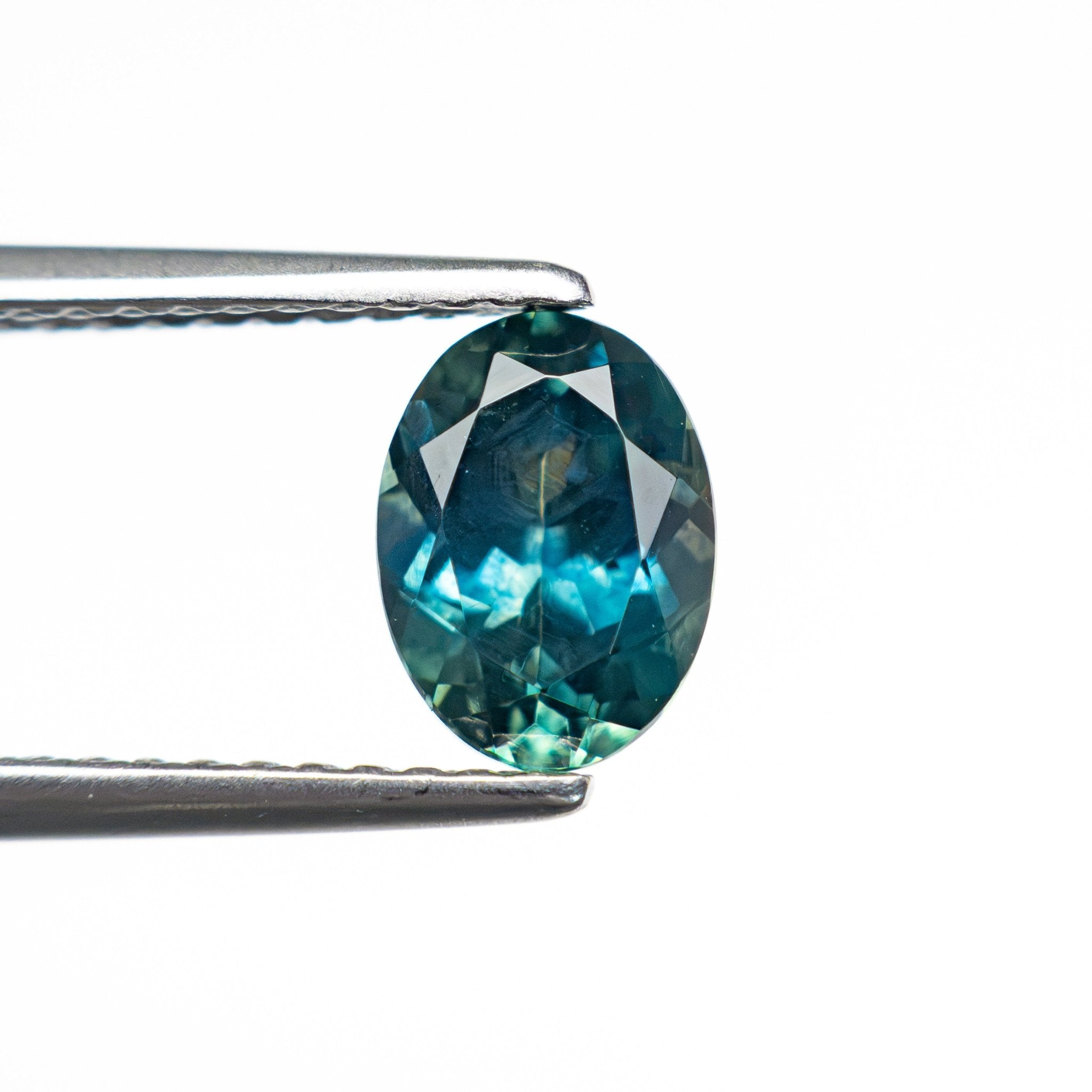 1.29ct 7.42x5.47x3.88mm Oval Brilliant Sapphire 28028-19 - MTD