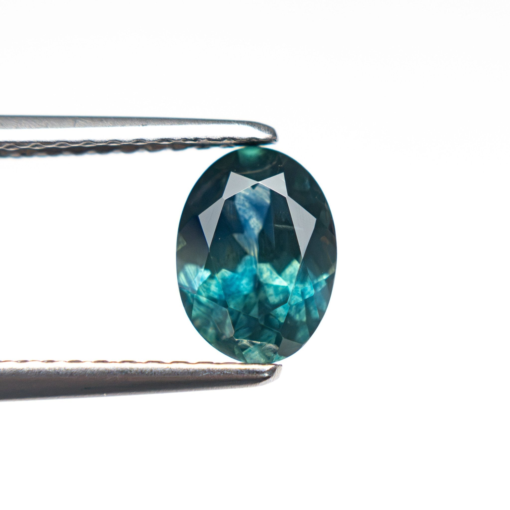1.33ct 7.59x5.56x3.77mm Oval Brilliant Sapphire 28028-20 - MTD