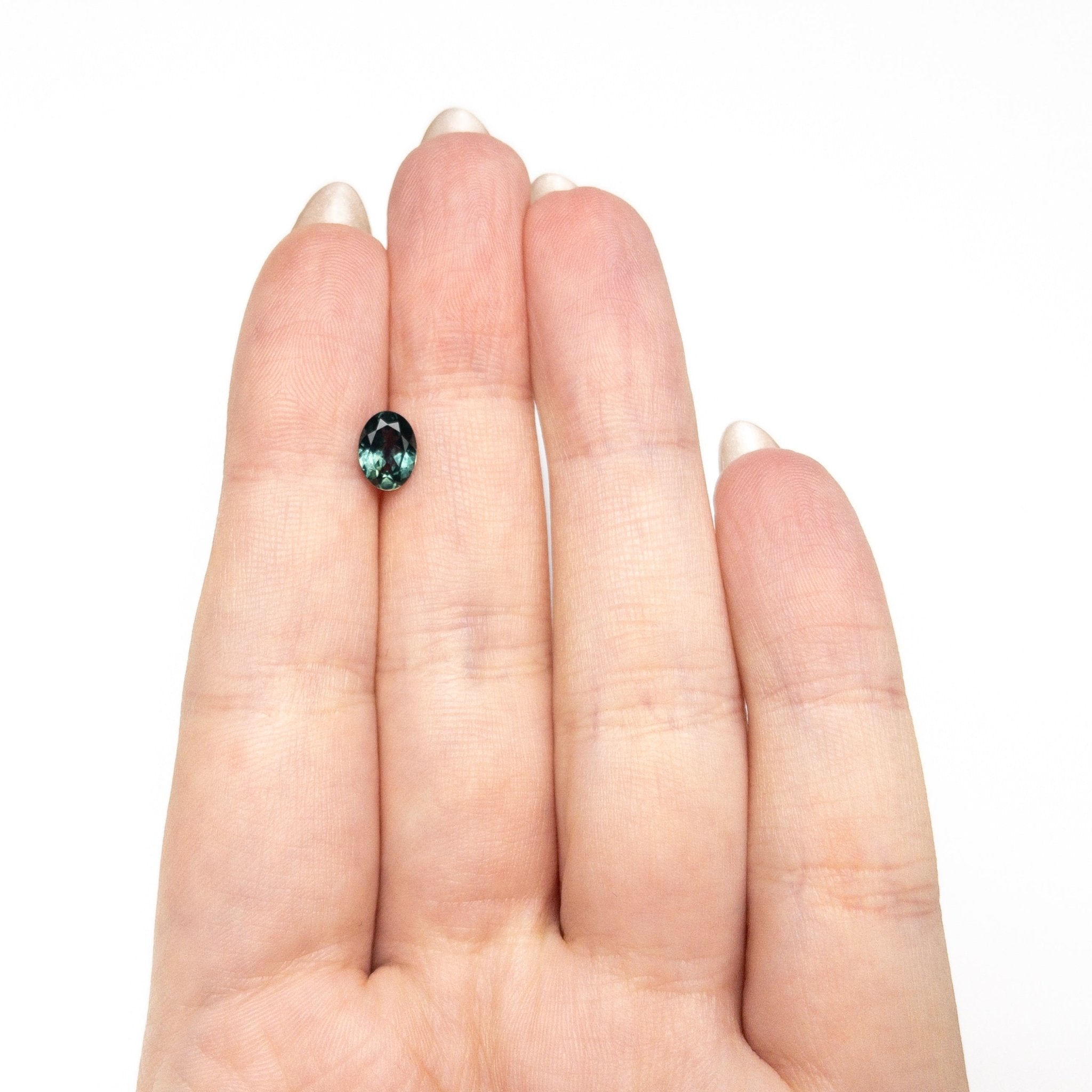 1.10ct 7.33x5.47x3.21mm Oval Brilliant Sapphire 28028-21 - MTD