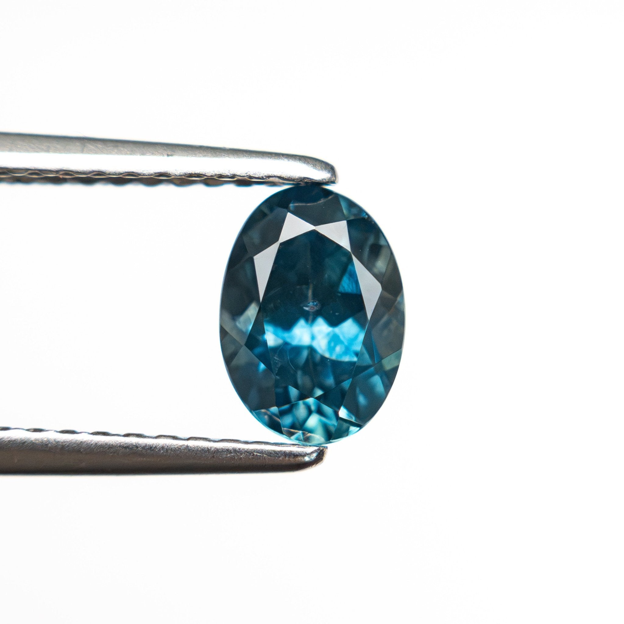 1.20ct 7.13x5.11x4.03mm Oval Brilliant Sapphire 28028-30 - MTD