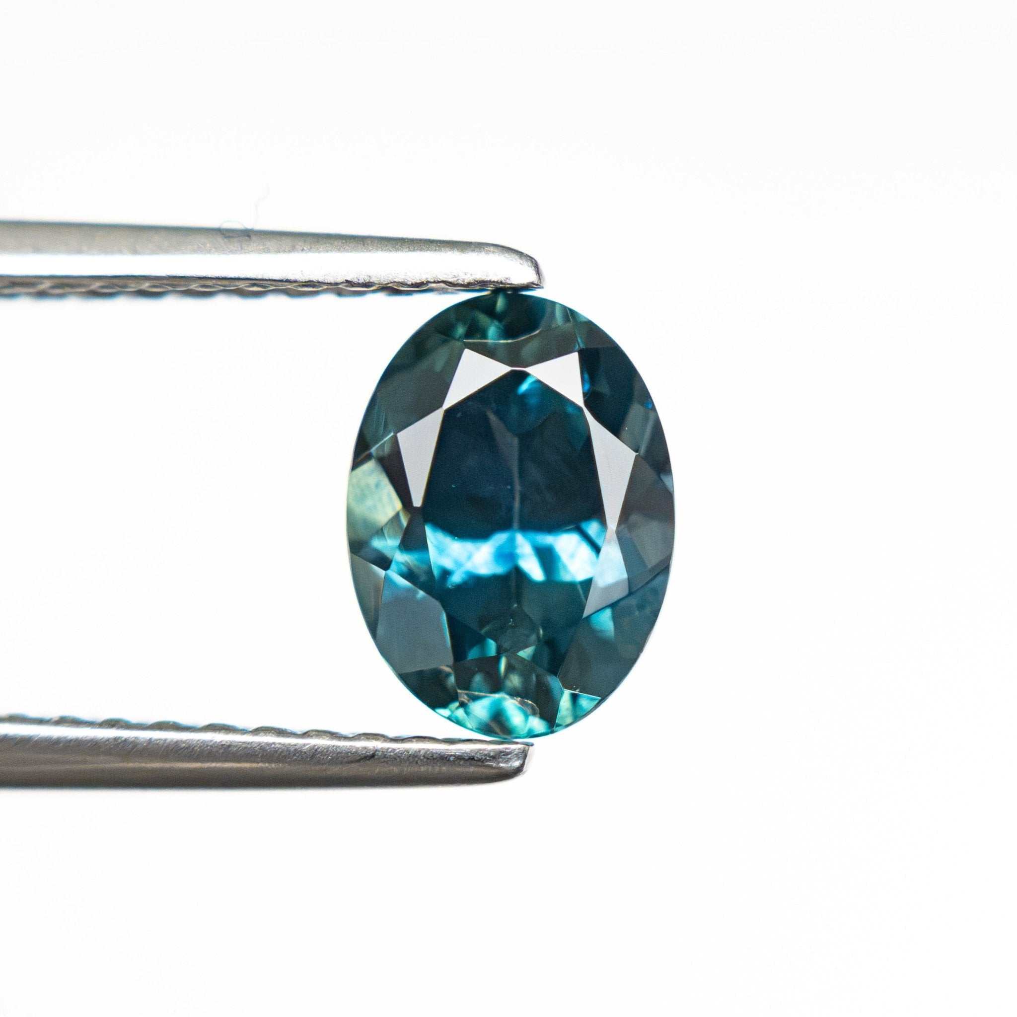 1.44ct 7.54x5.58x4.21mm Oval Brilliant Sapphire 28028-31 - MTD