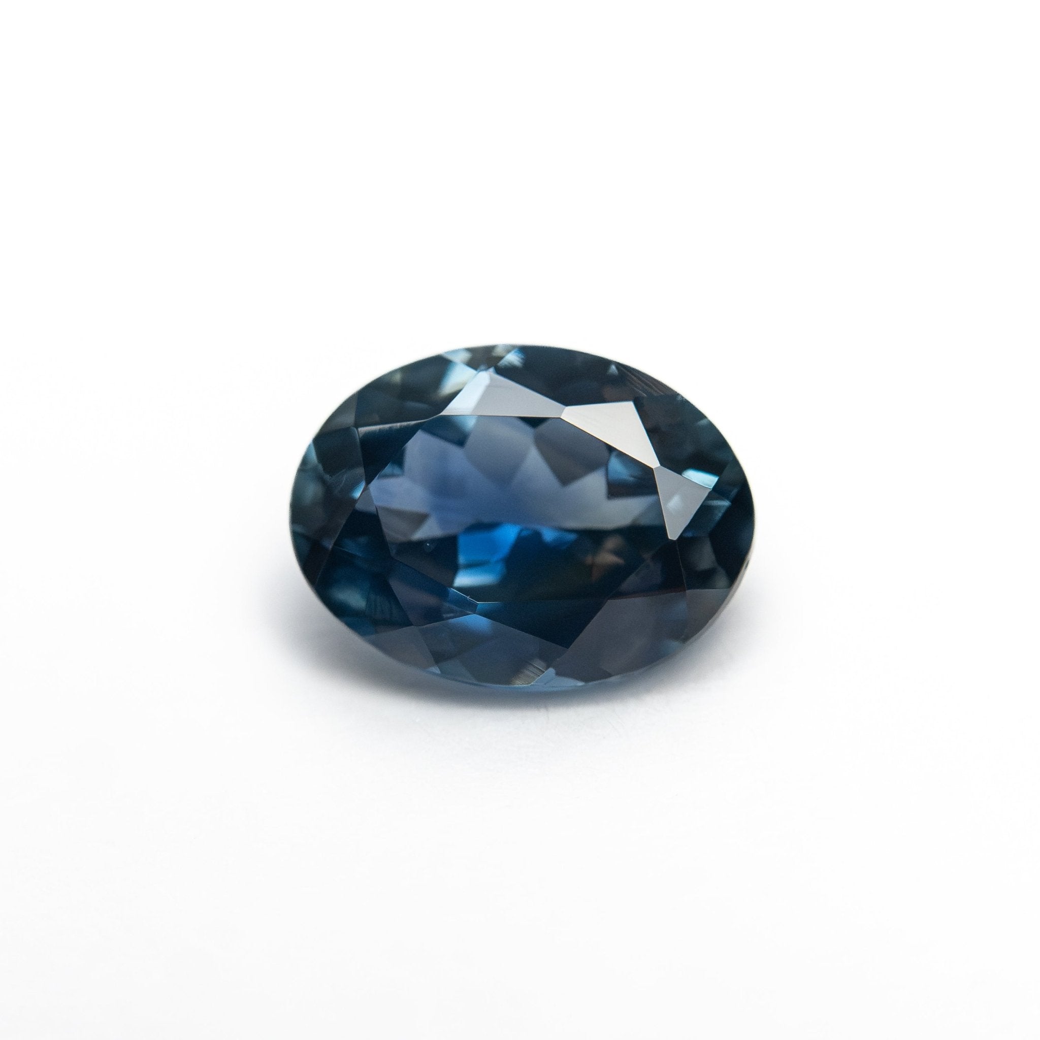 1.22ct 7.52x5.57x3.47mm Oval Brilliant Sapphire 28028-32 - MTD
