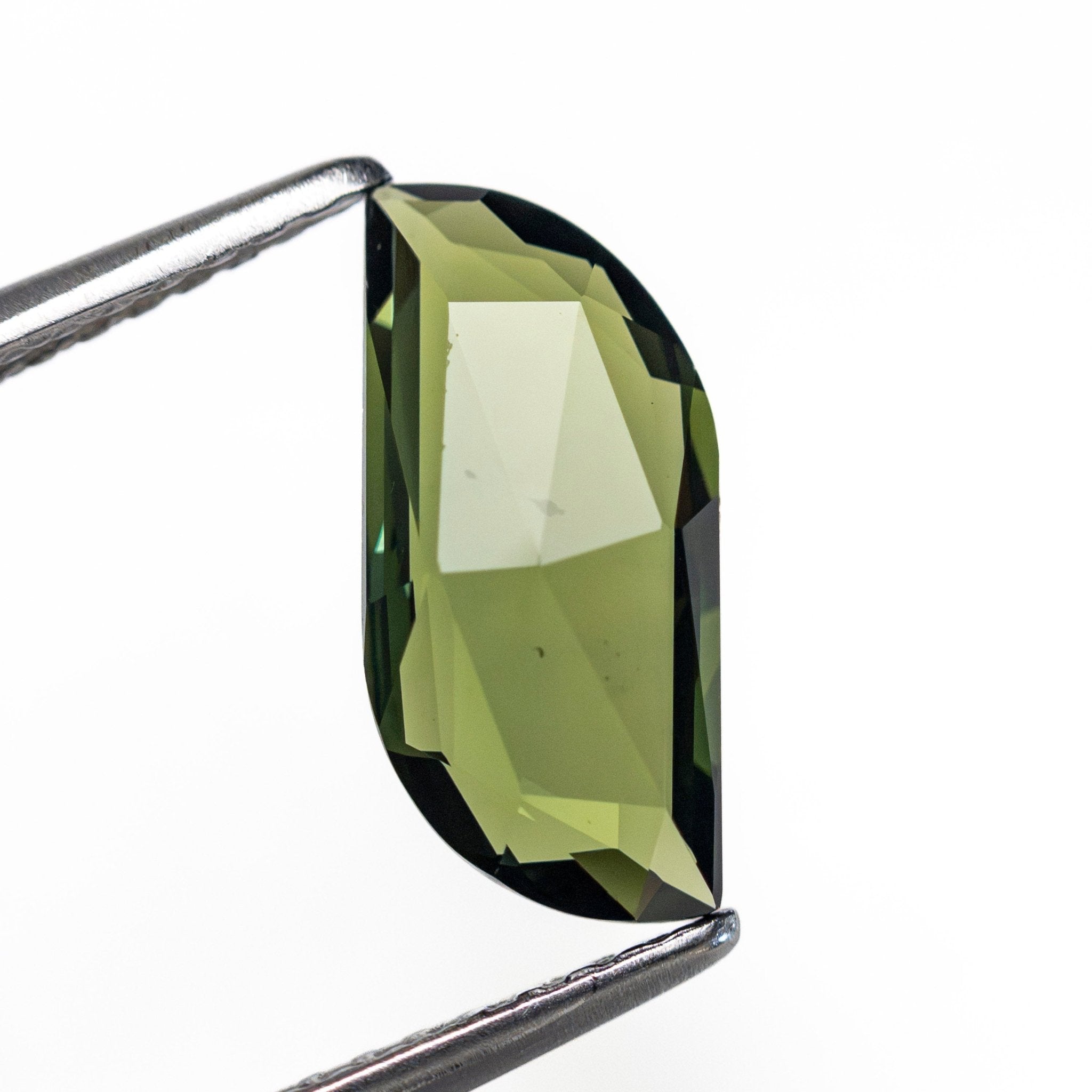 1.95ct 11.11x5.51x2.72mm Fire Double Cut Sapphire 28298-04 - MTD
