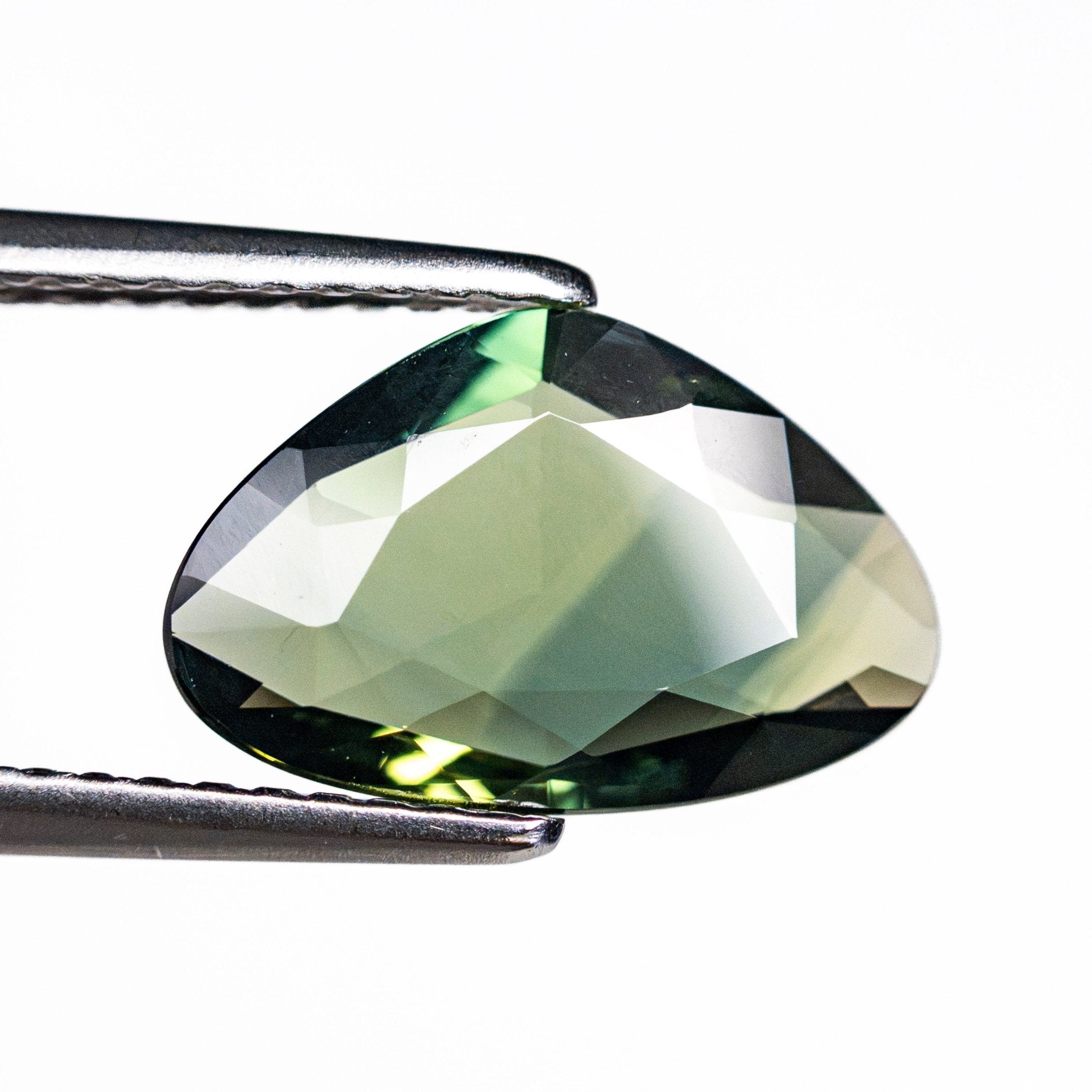 2.34ct 7.68x11.84x2.85mm Pear Double Cut Sapphire 28298-11 - MTD