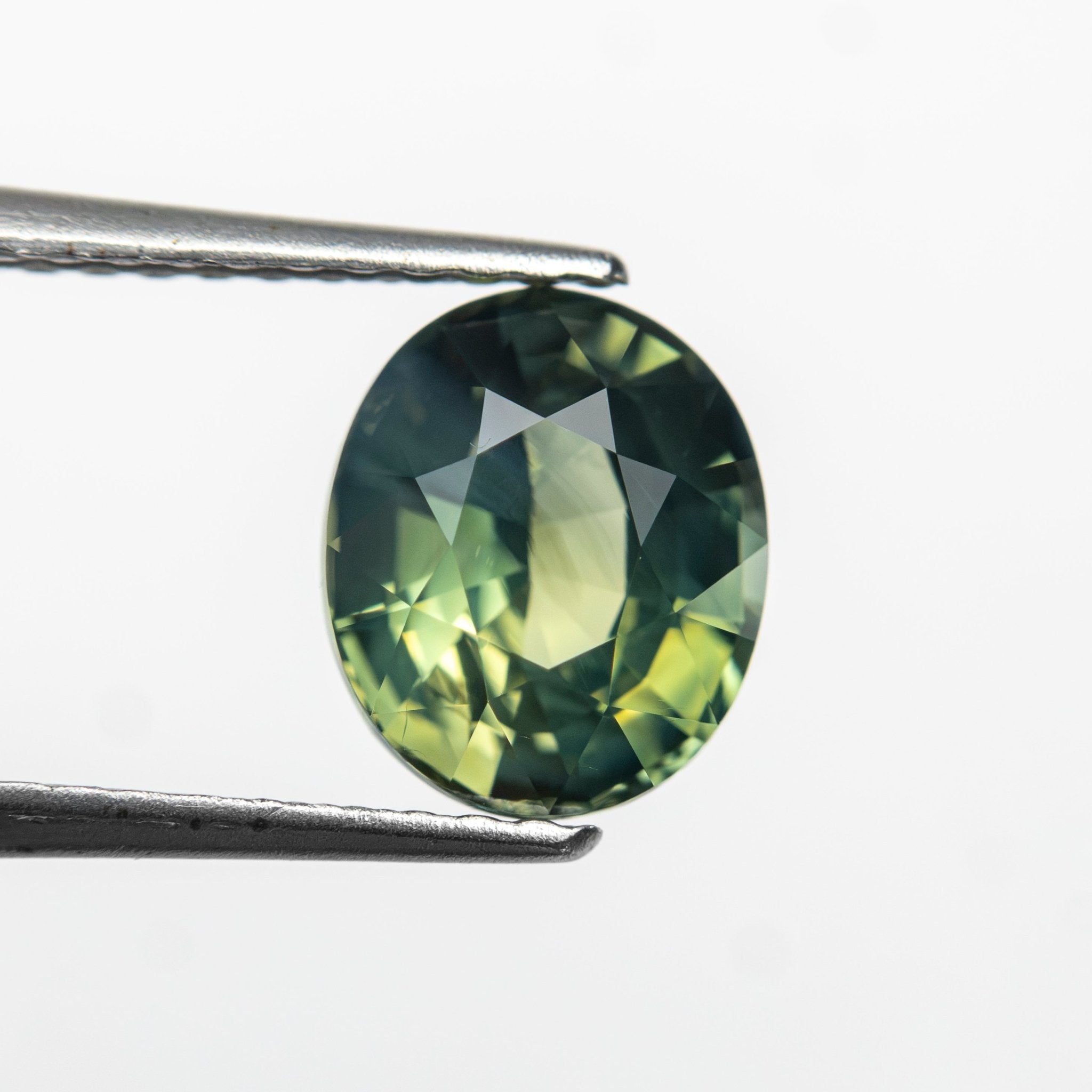2.08ct 7.74x6.46x4.77mm Oval Brilliant Sapphire 28308-01 - MTD