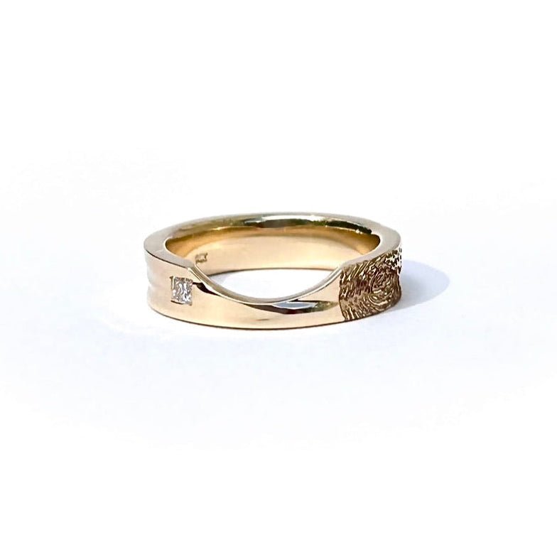 Fingerprint Diamond Curved Wedding Band - MTD