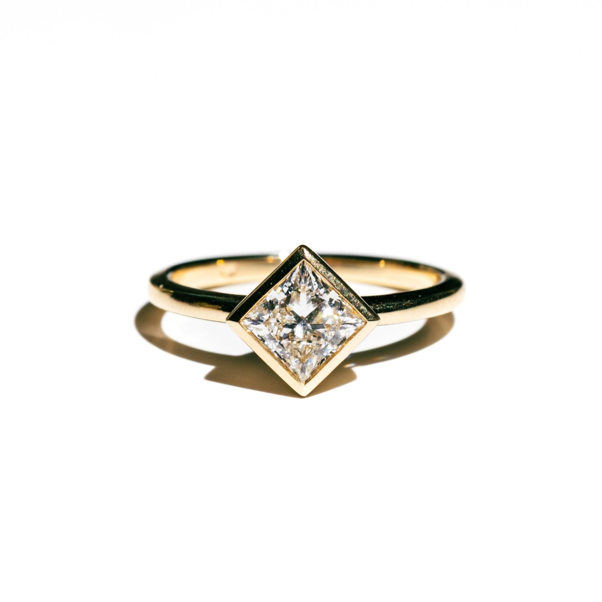 Luisa Bezel Set Princess Cut Lab Diamond Engagement Ring – MTD