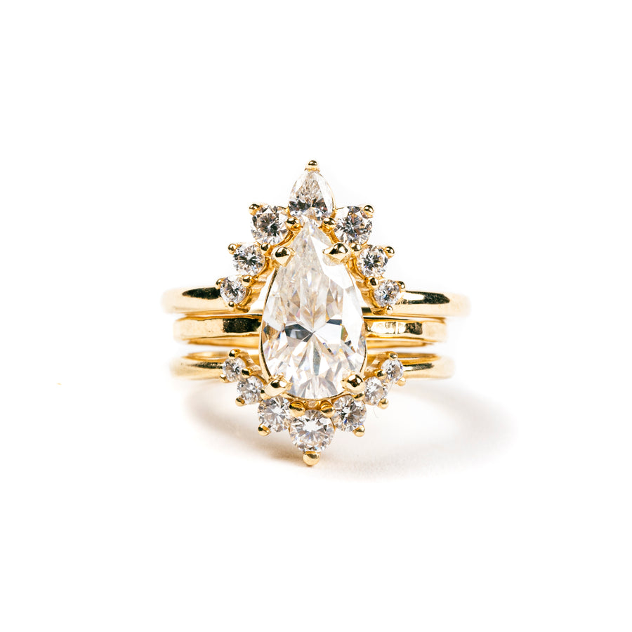 The V Shape Deco Tiara Diamond Stacking Ring