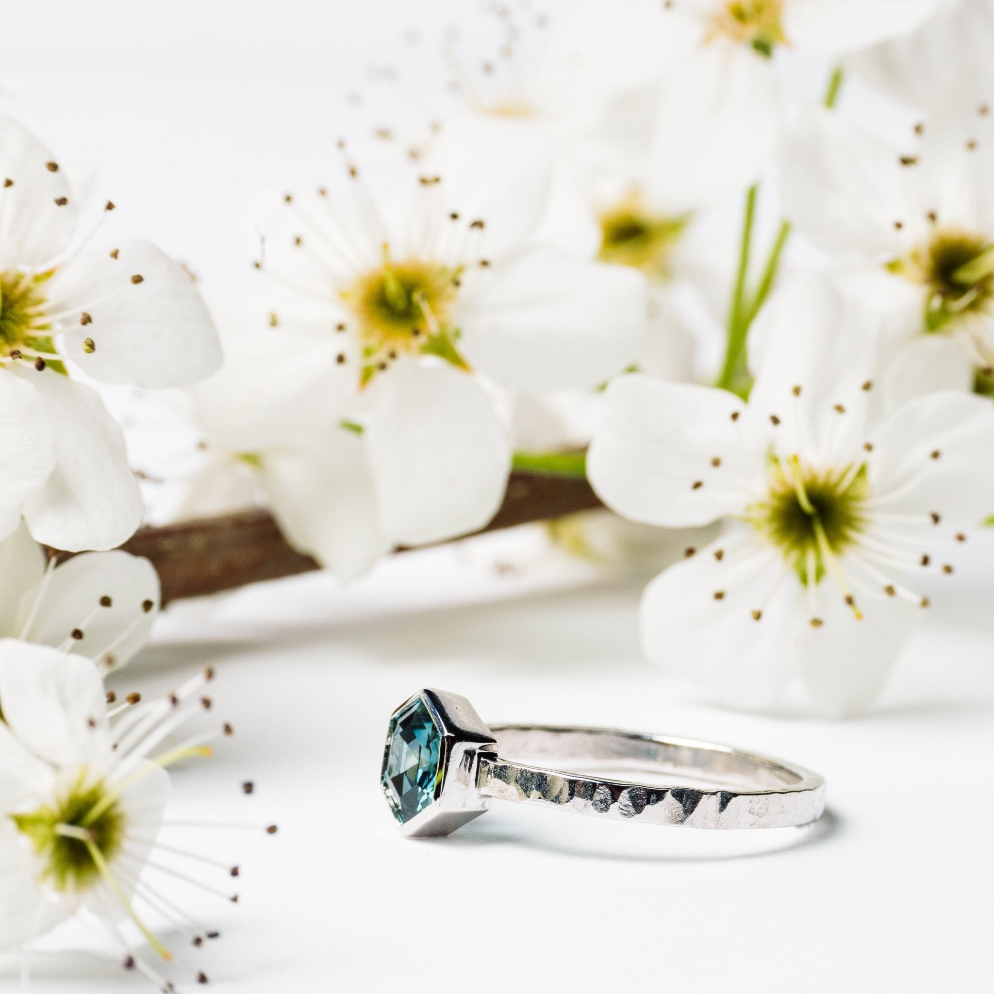 Teal Hexagon Sapphire Engagement Ring with Bezel Setting and Hammered Band - MTD