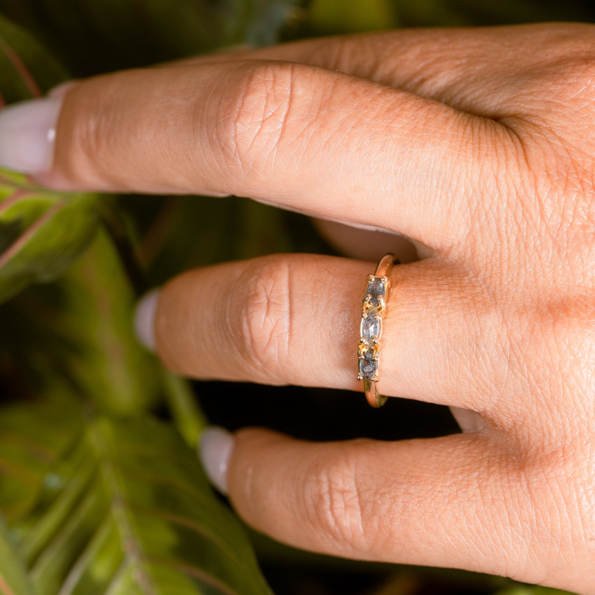 Comet Three Stone East - West Salt and Pepper Diamond Engagement Ring - MTD