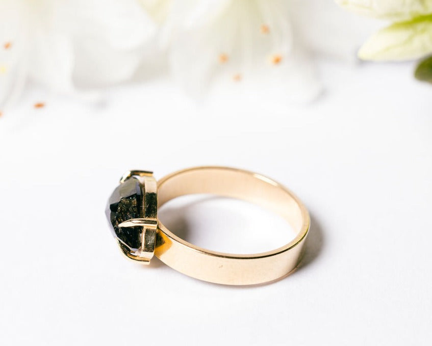 Dory | 3.04ct East West Black Diamond - MTD