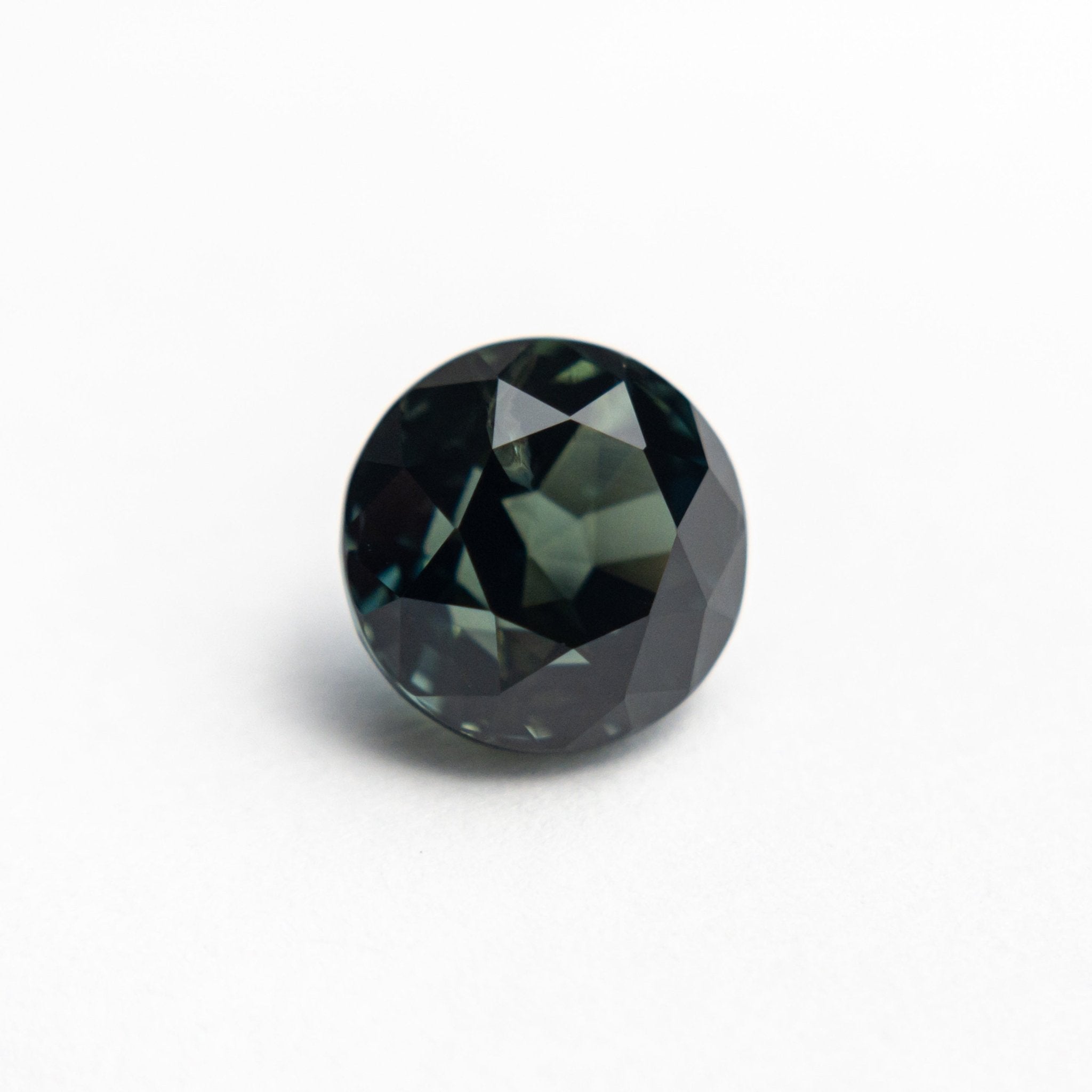 2.10ct 7.06x7.03x5.23mm Round Brilliant Sapphire 20960 - 05 - MTD