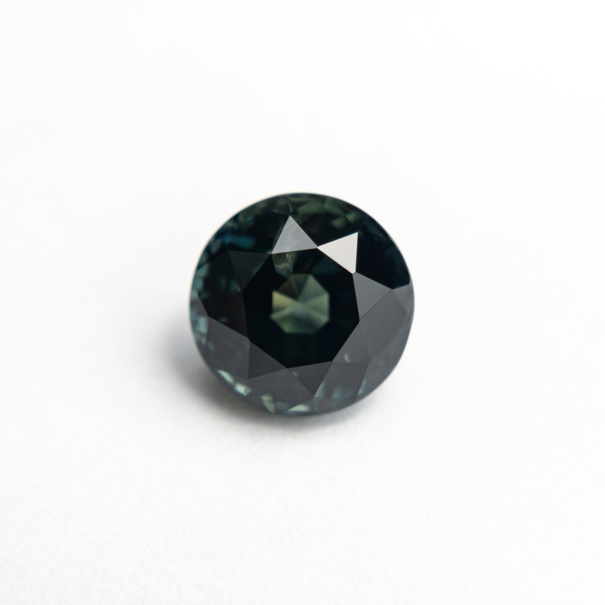 2.10ct 7.06x7.03x5.23mm Round Brilliant Sapphire 20960 - 05 - MTD
