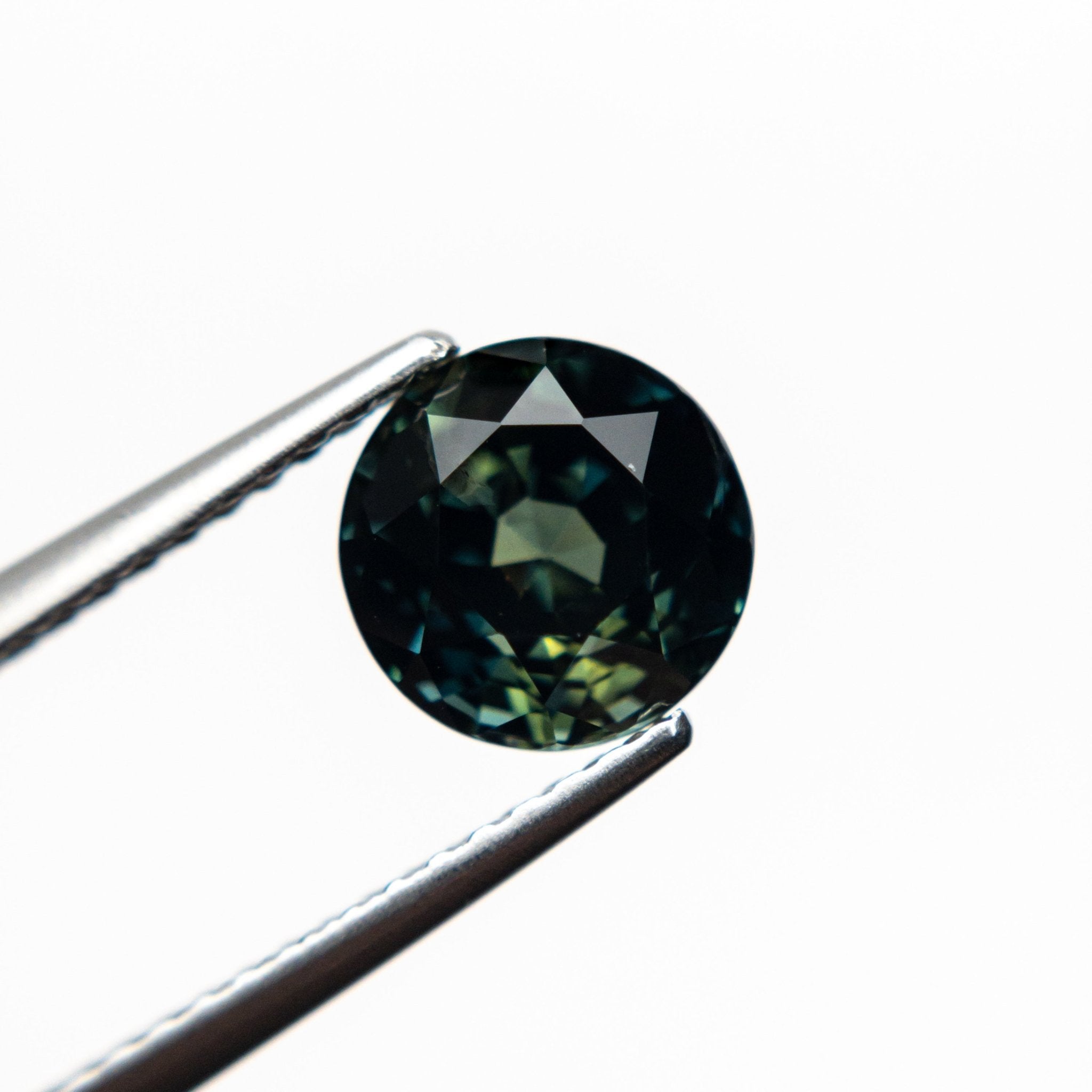2.10ct 7.06x7.03x5.23mm Round Brilliant Sapphire 20960 - 05 - MTD