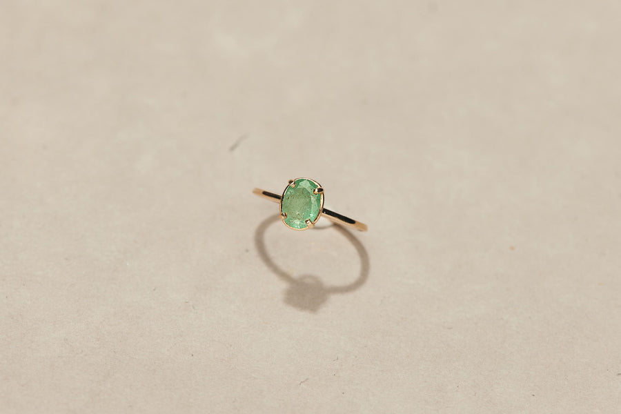 Aruba | Light Green Emerald Engagement Ring Smooth Thin Band - MTD