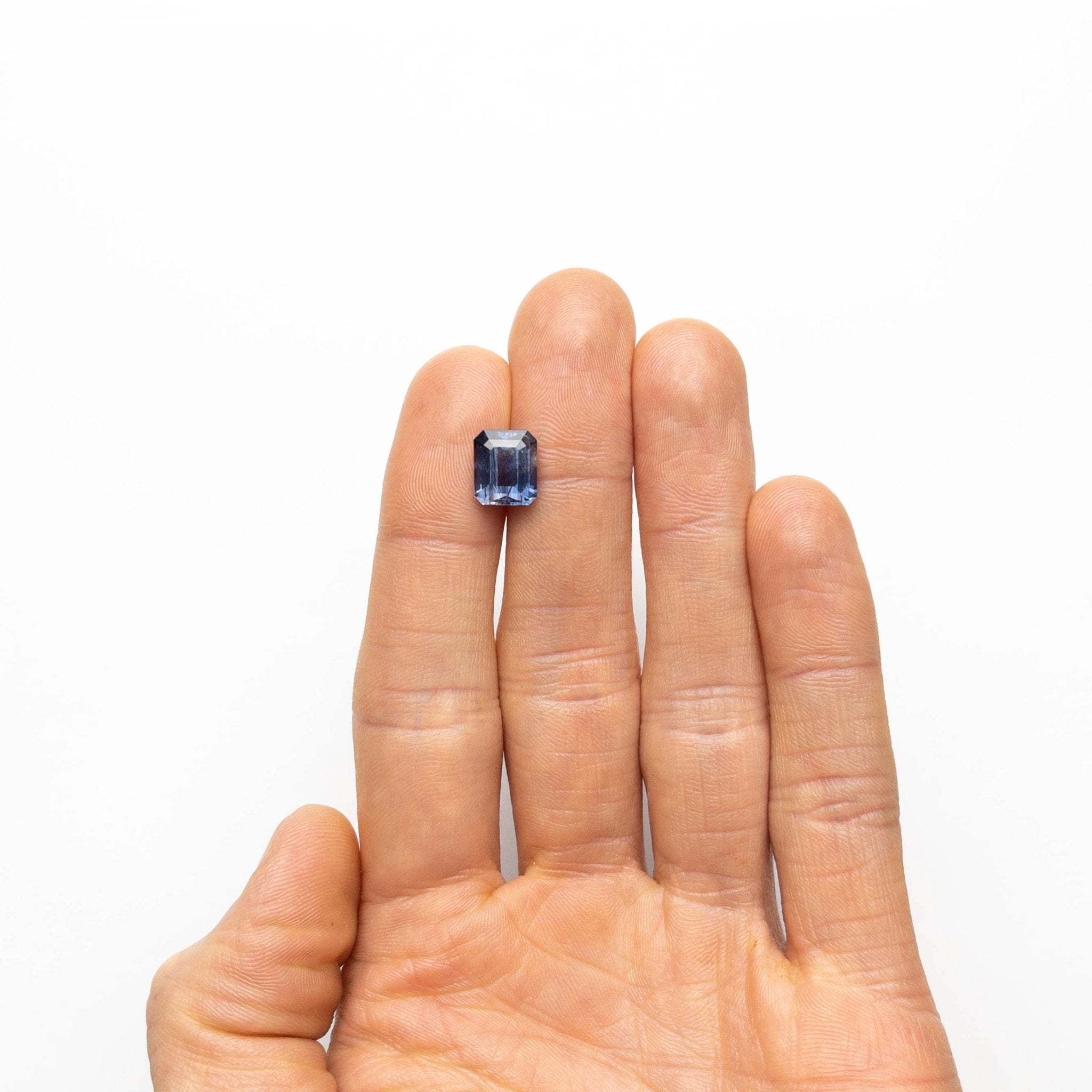 4.71ct 9.60x8.18x5.67mm Cut Corner Rectangle Step Cut Sapphire 23072 - 01 - MTD
