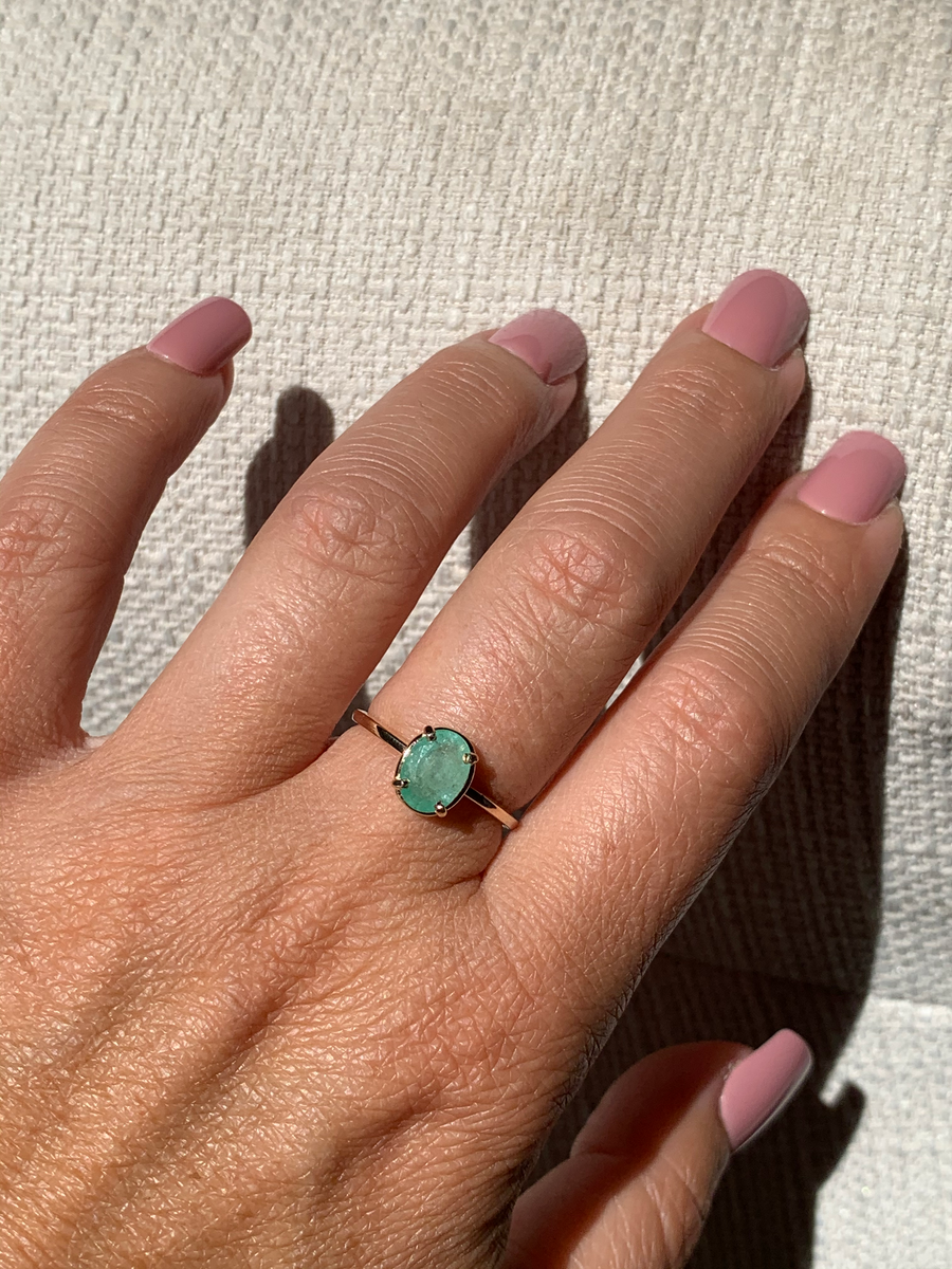 Aruba | Light Green Emerald Engagement Ring Smooth Thin Band - MTD