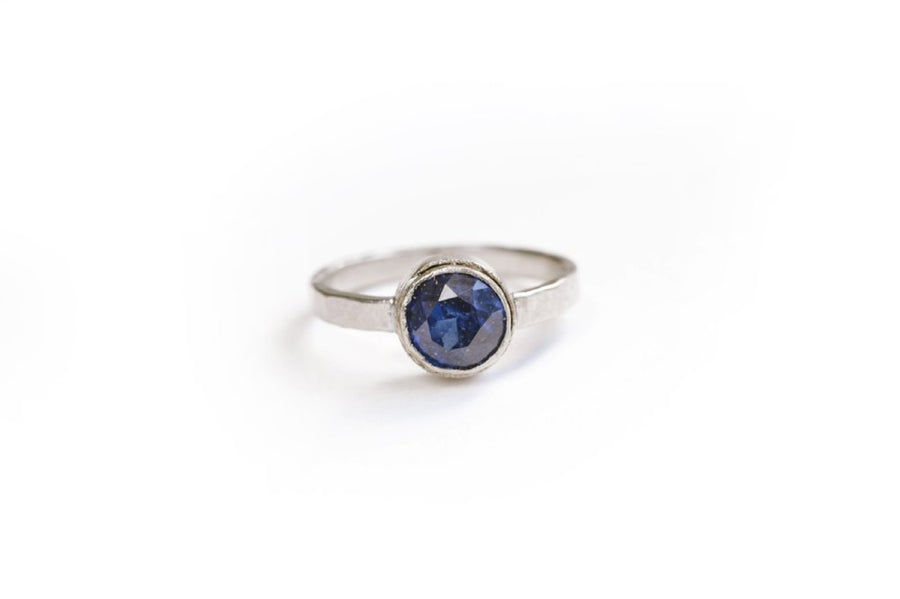 Twilight | Blue Sapphire 18k Hammered White Gold Engagement Ring - Melissa Tyson Designs