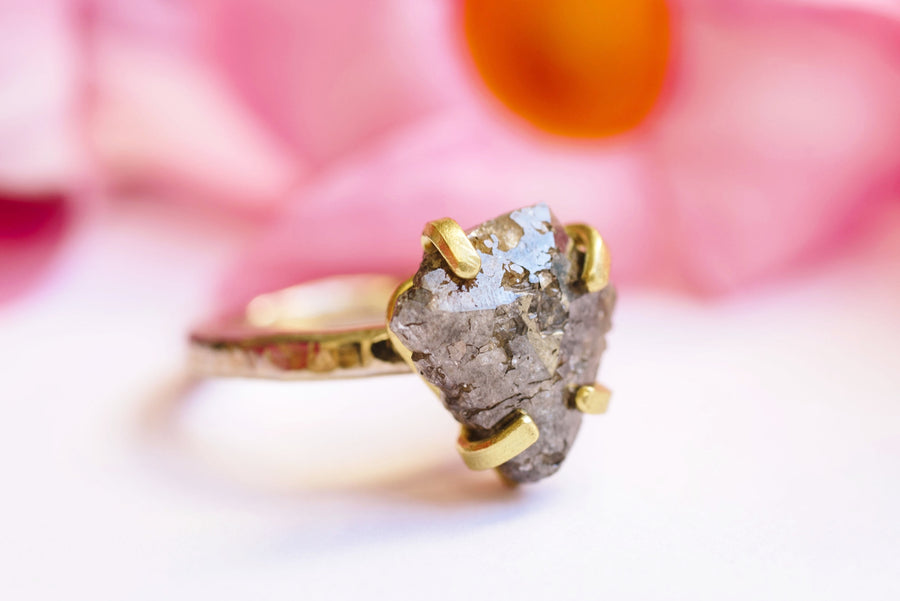 Gray Cliffs | Rustic Gray Diamond Hammered Gold Engagement - Melissa Tyson Designs