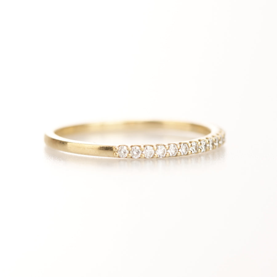 Naomi Stacking Engagement Ring Set Featuring East West Oval Diamond | MTD