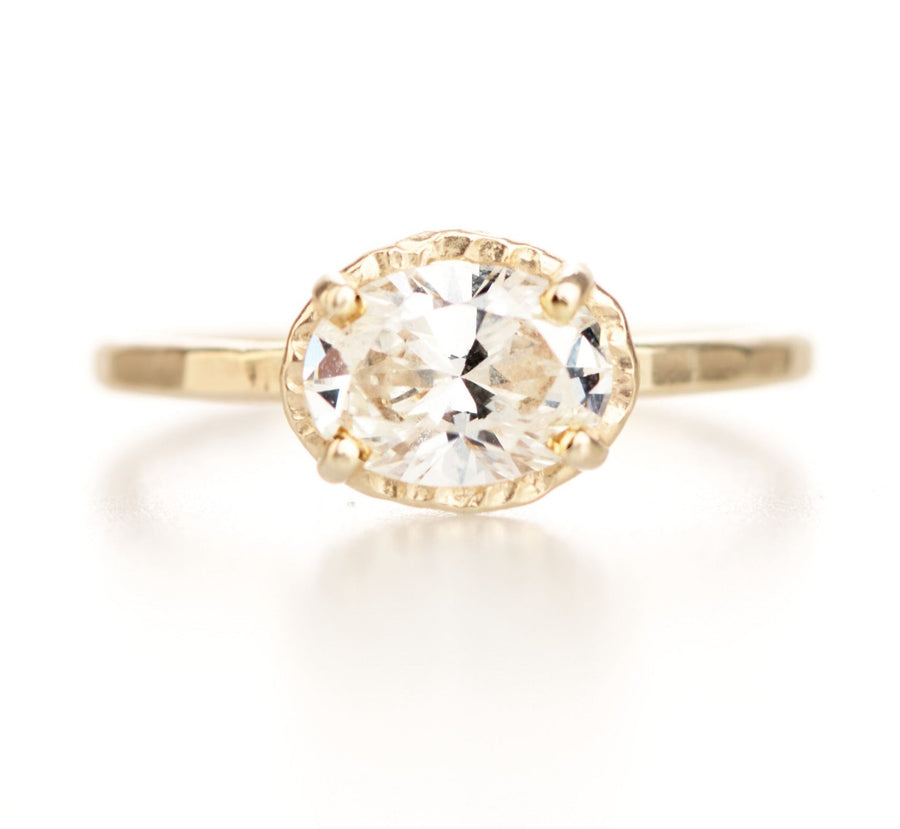 Kwiat | The Kwiat Setting Engagement Ring with an East-West Oval Diamond in  Platinum - Kwiat