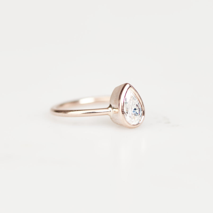 Rosemary | 1.5ct Pear Moissanite Engagement Ring 14k Rose Gold - MTD