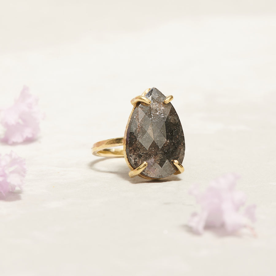 Big Bertha | 10ct Black Salt and Pepper Diamond Pear in 18k Gold - MTD