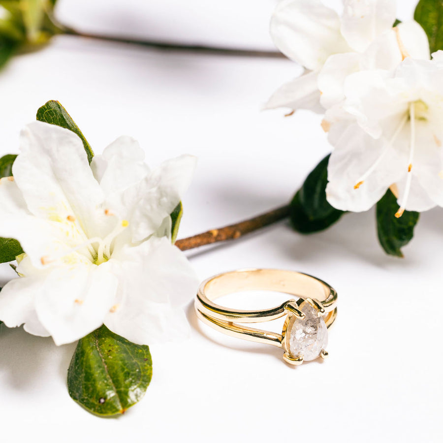 Julie | 1ct Pear Salt and Pepper Diamond 14k Yellow Gold - MTD