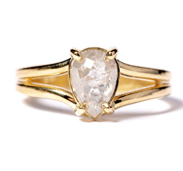 Julie | 1ct Pear Salt and Pepper Diamond 14k Yellow Gold - MTD