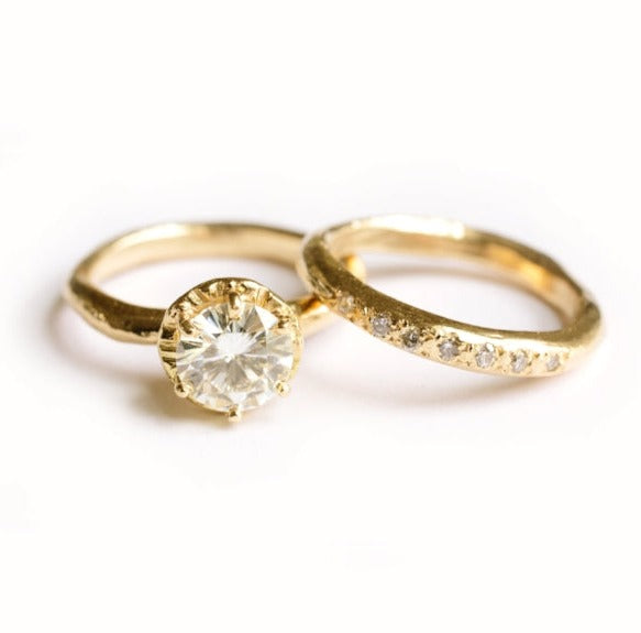 Leo | Moissanite Hammered Gold Engagement Ring Set - Melissa Tyson Designs