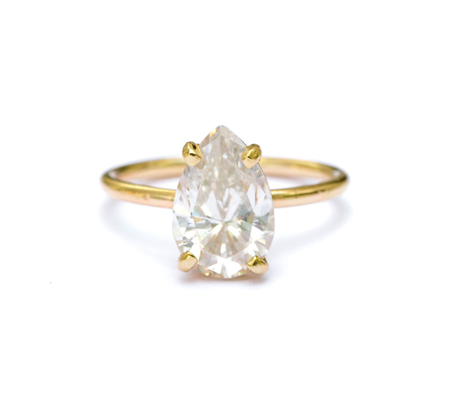 Alivia | Pear Moissanite Engagement Ring Thin Round Band - Melissa Tyson Designs