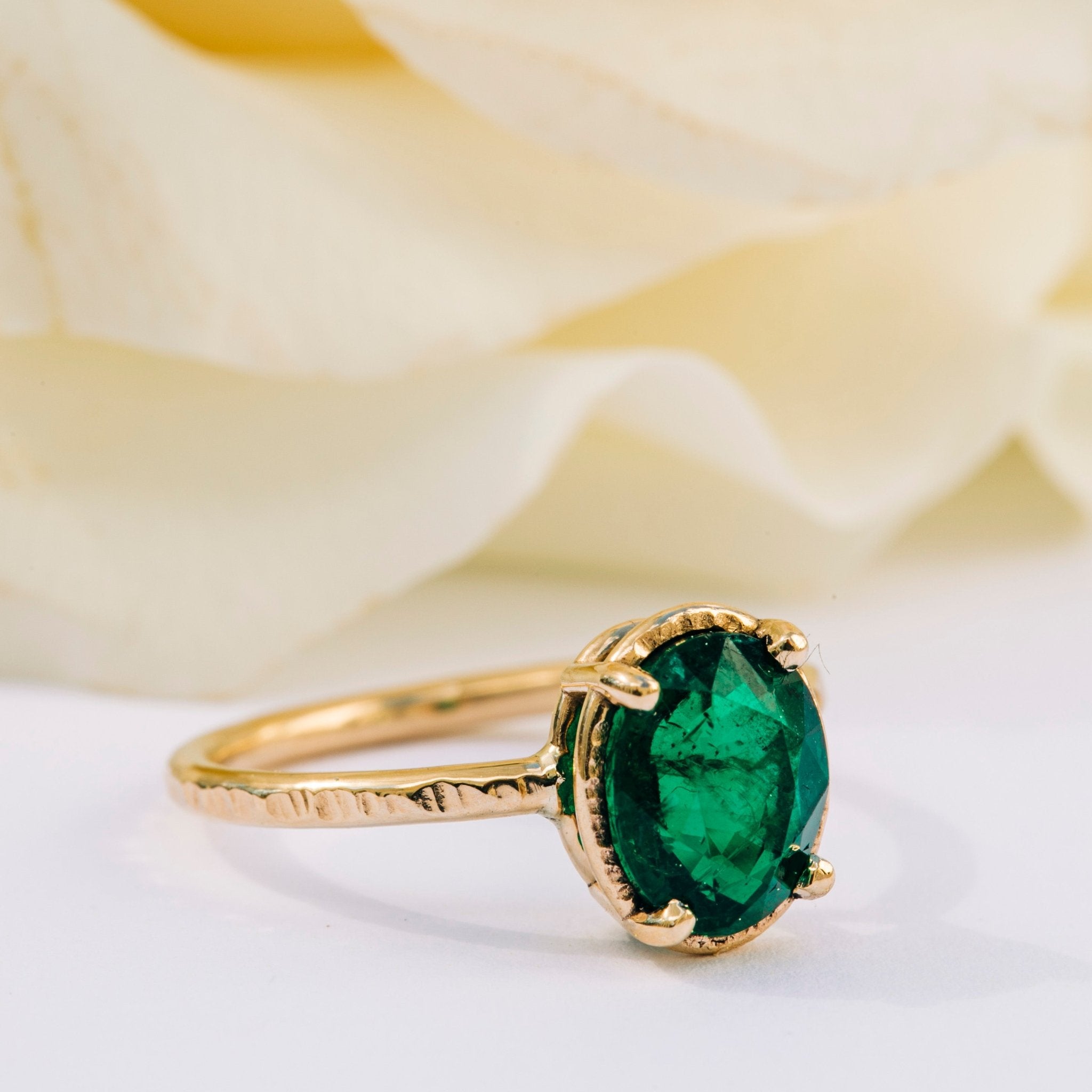 Emerald Oval Engagement Ring Hammered Halo & Thin Gold Hammered Band - MTD