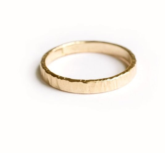 Skinny Bark | Gold Wedding Band - Melissa Tyson Designs