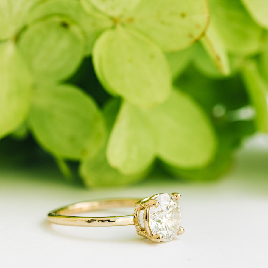 Treasure 2 | 2ct Round Diamond Engagement Ring Hammered Band - MTD
