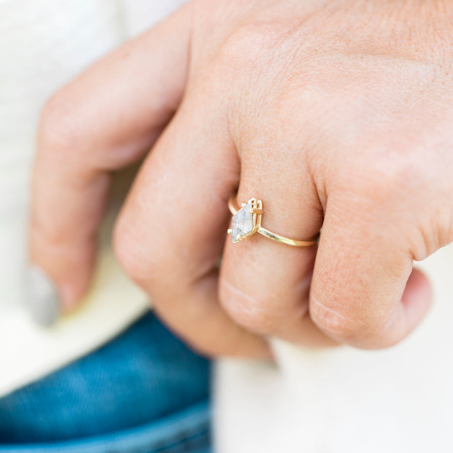 Flying | Kite Diamond Rose Cut Light Gray Icy Engagement Ring - MTD