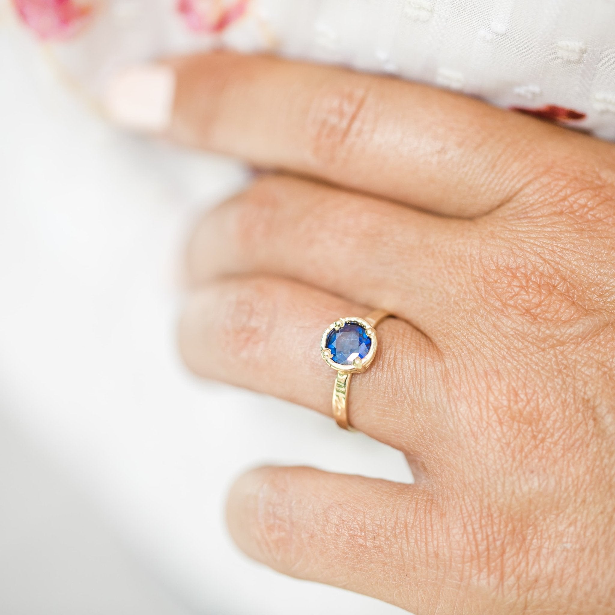 Deep Pools Thai Blue Sapphire Engagement Ring Hammered Band - MTD