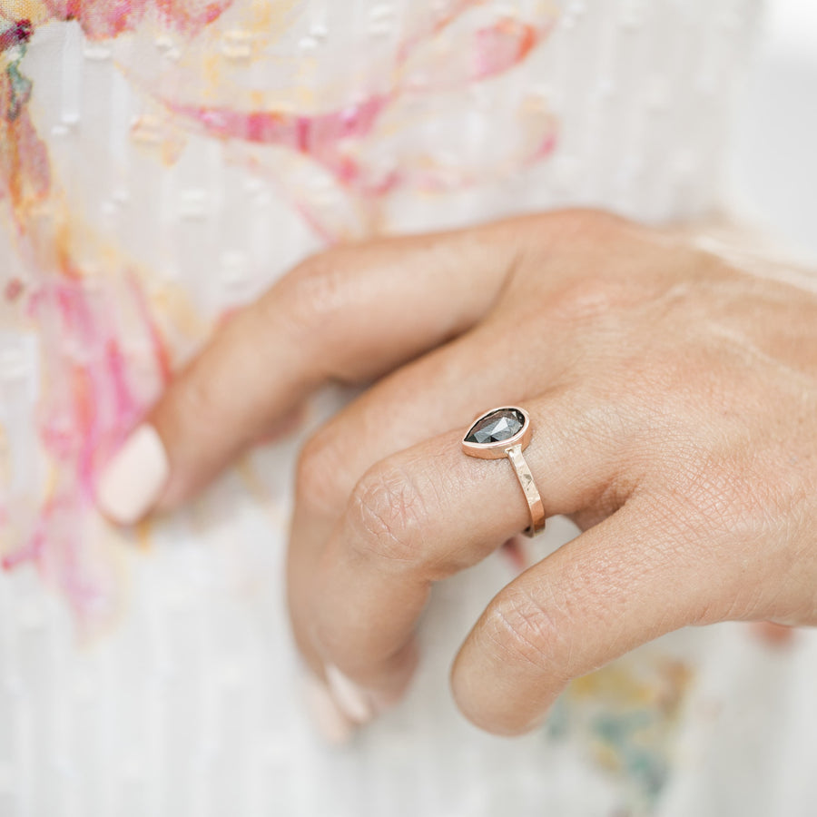 Zoe | Salt and Pepper Pear Diamond Engagement Ring Hammered 14k Rose Gold - MTD