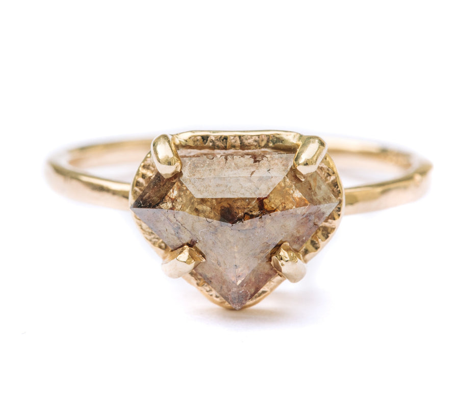 Esmeralda | Shield Cut Red Diamond Engagement Ring Hammered Halo and Band - MTD