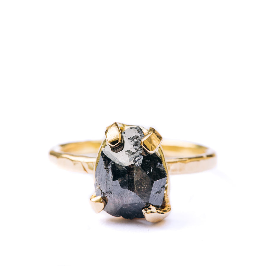 Mimi | Rustic Faceted Gray Diamond 2.75ct Hammered 18k Yellow Gold Engagement Ring - MTD