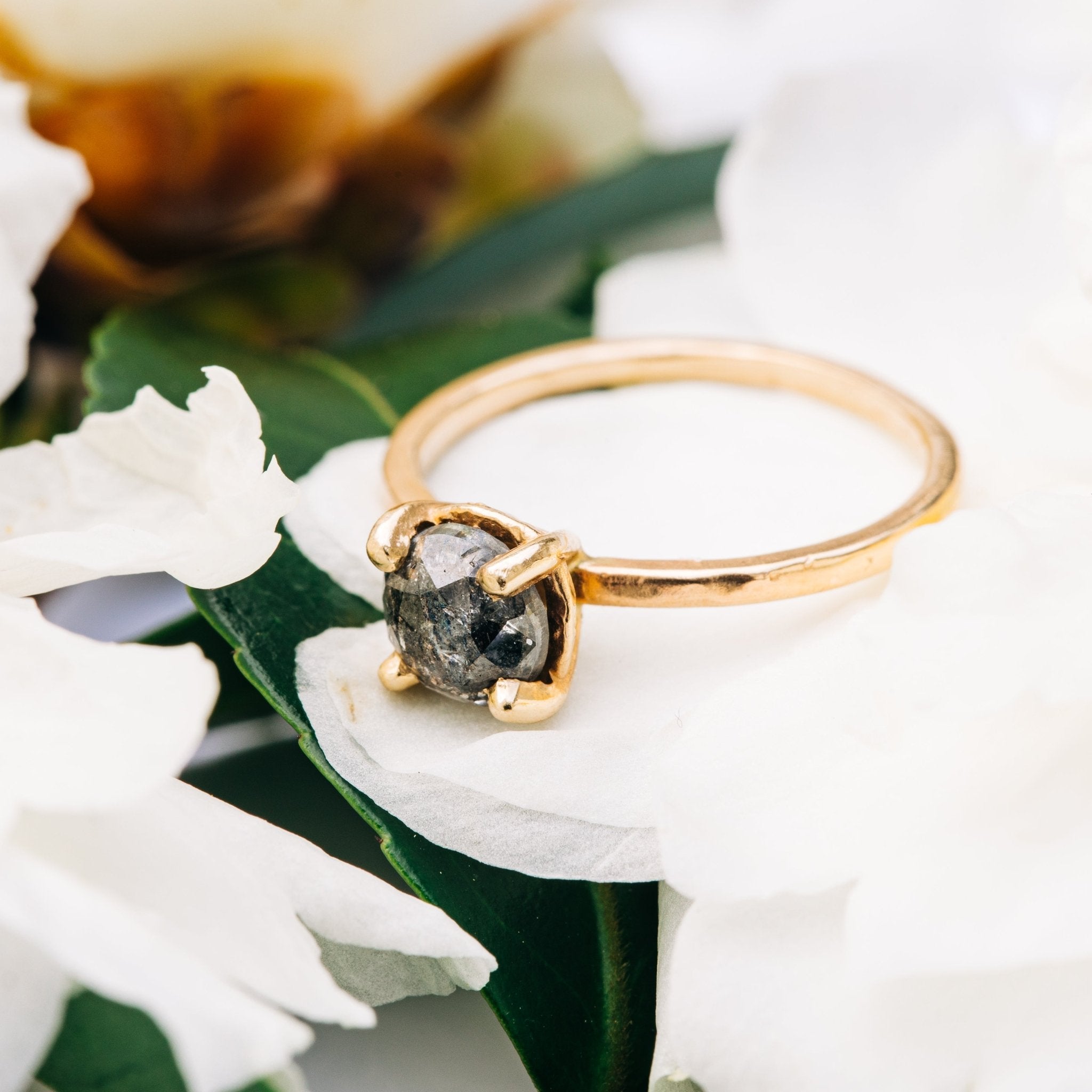 Emily | Dark Gray Salt and Pepper Diamond Engagement Ring Hammered Gold - MTD