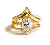 Boho Dreams | Oval Moissanite and Diamond Stacking Engagement Ring Set - MTD
