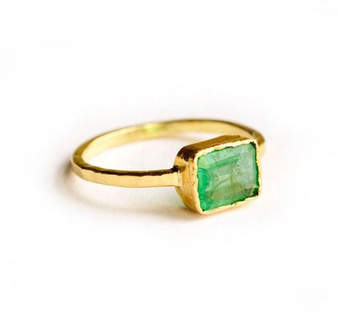 Emerald Morning | Emerald Engagement Ring Hammered 18k Gold - MTD