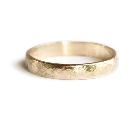 Fields | Hammered 14k Recycled Gold Wedding Band - Melissa Tyson Designs