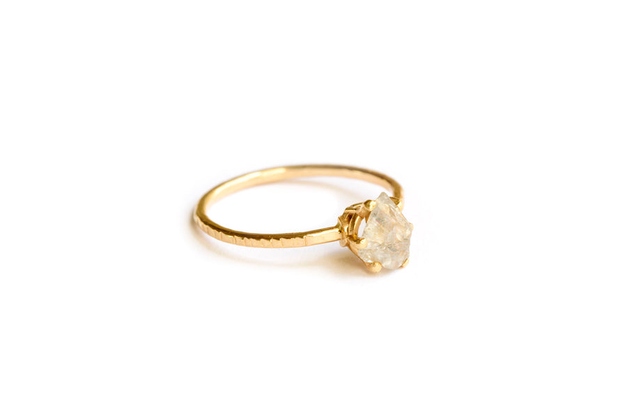 Raw Salt and Pepper Diamond Hammered 14k Gold Engagement Ring - Melissa Tyson Designs